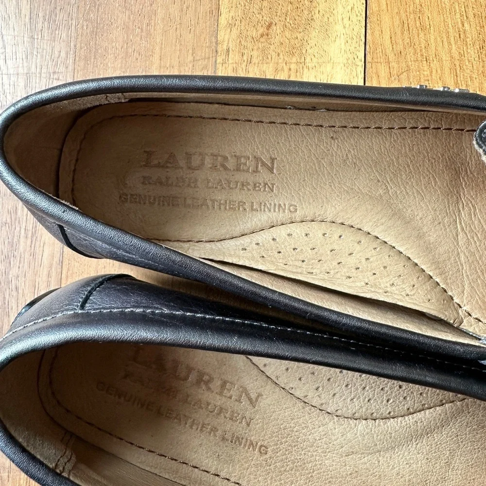 Lauren by Ralph Lauren Caitlyn Driving Loafer In Pewter, Size 6B